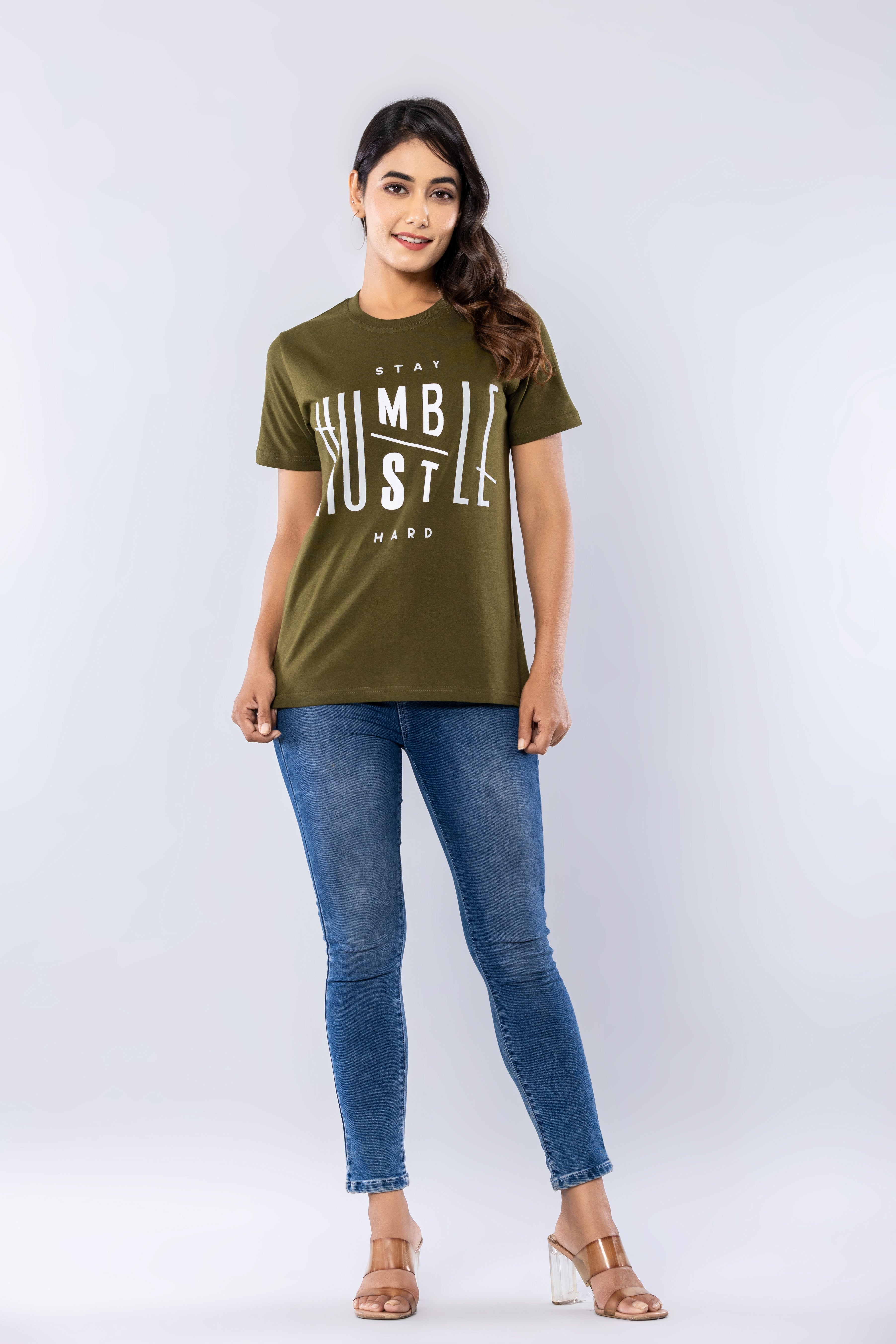STAY HUMBLE HUSTLE HARD - MILITARY GREEN - Regular Fit T-Shirt