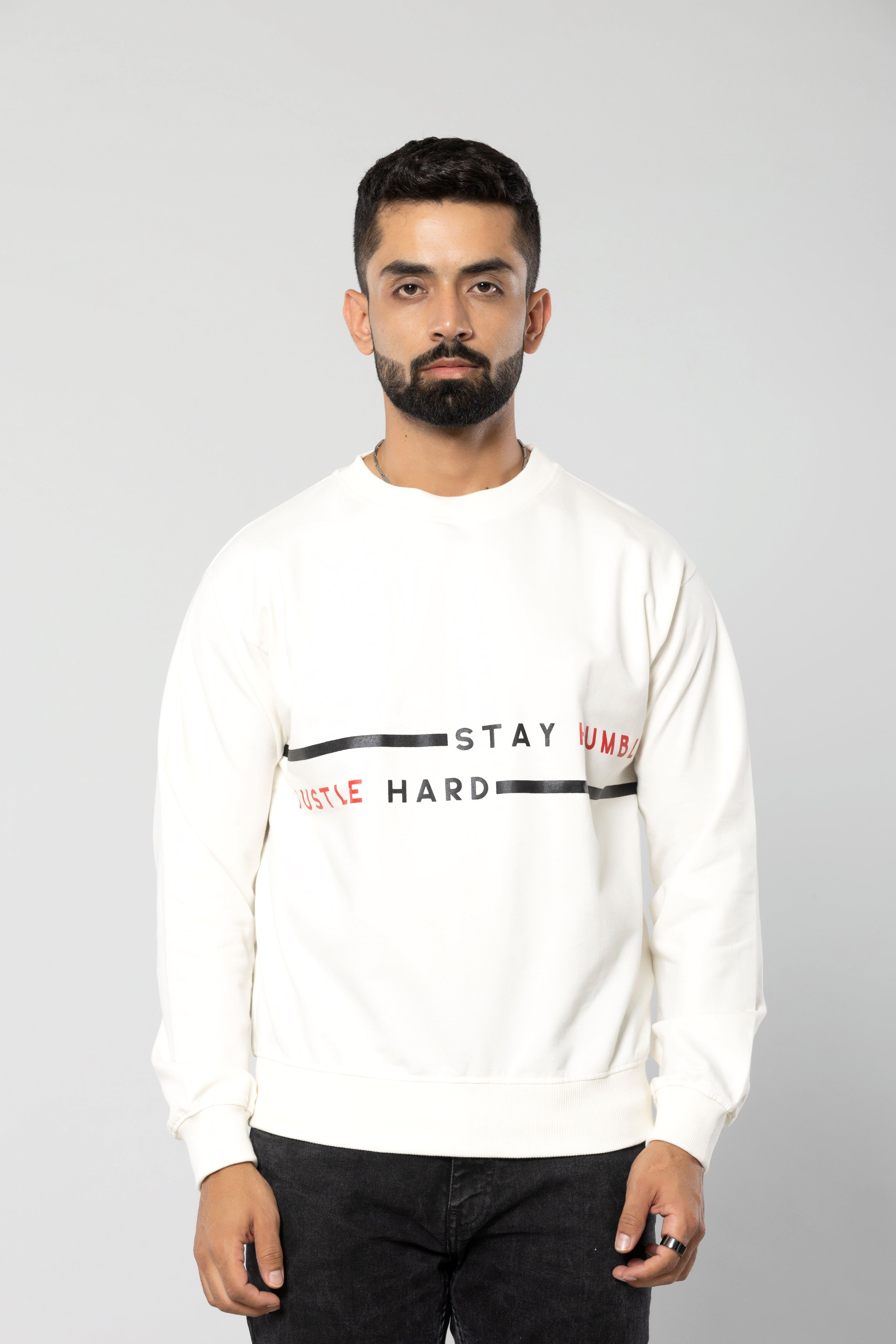STAY HUMBLE HUSTLE HARD - OFF WHITE - Regular Fit Sweatshirt