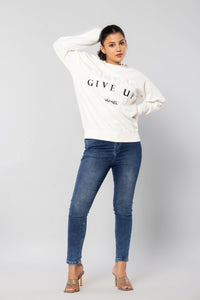 NEVER GIVE UP - OFF WHITE - Regular Fit Sweatshirt