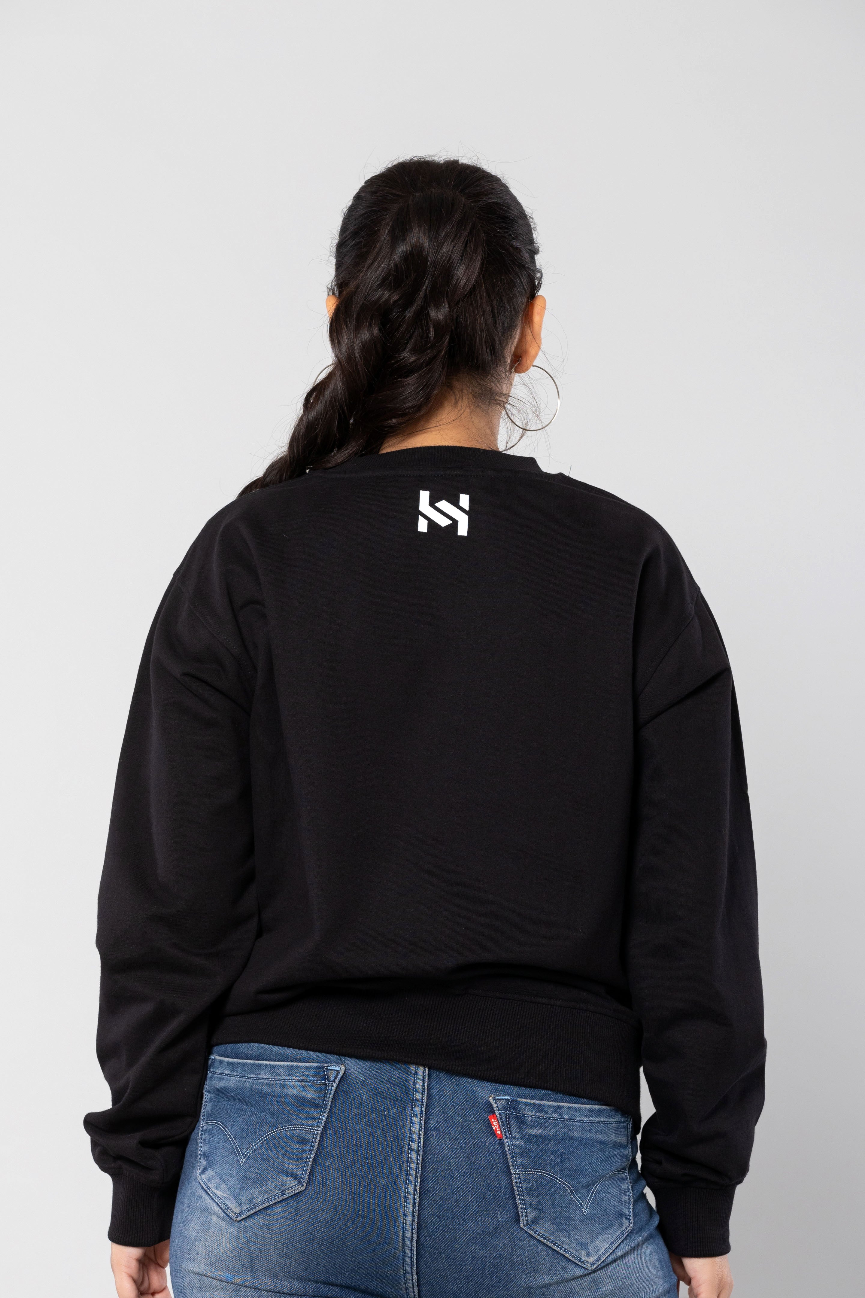 NEVER GIVE UP - BLACK - Regular Fit Sweatshirt