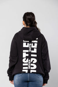 HUSTLER NEVER QUITS - BLACK - Comfort Fit Hoodie