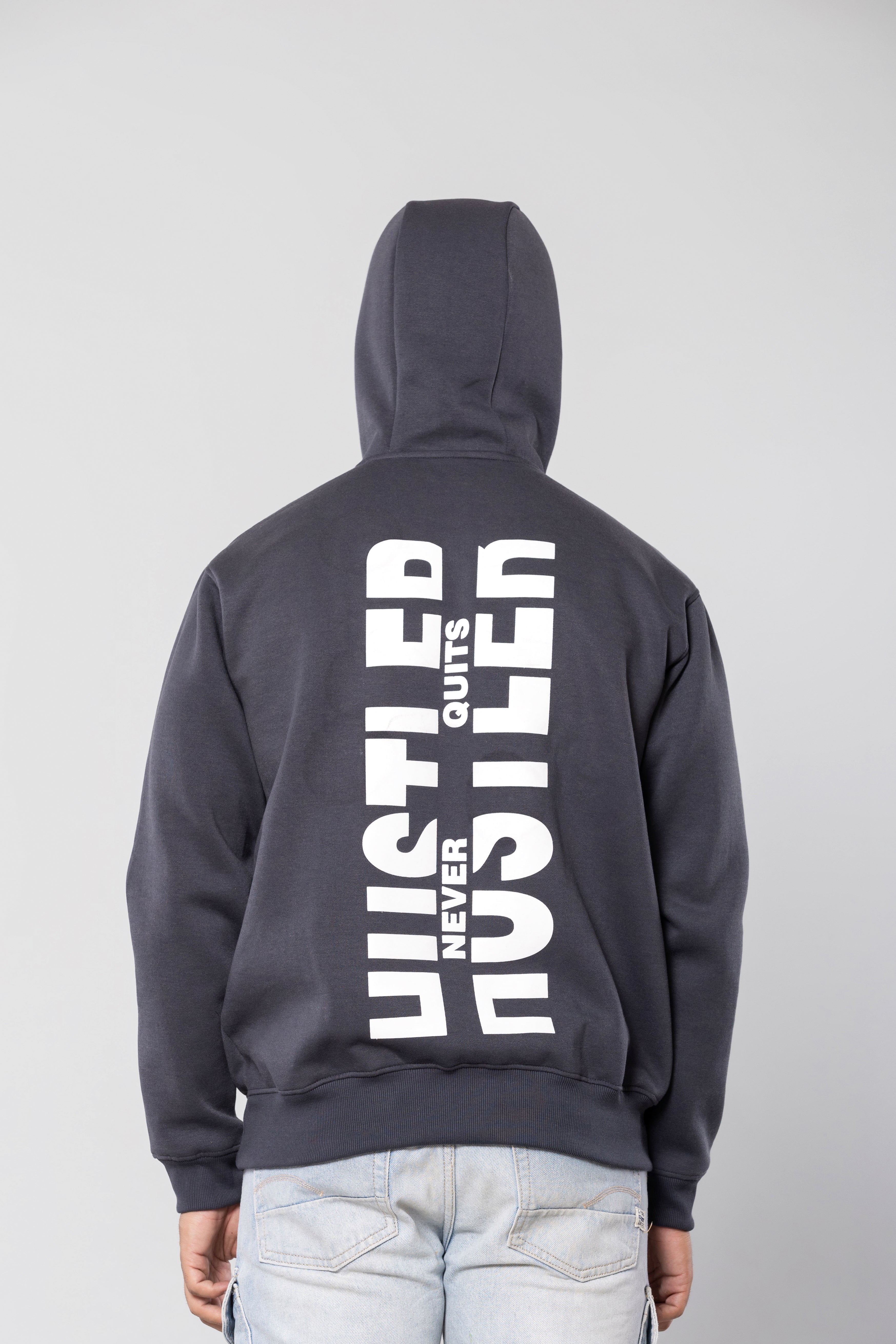 HUSTLER NEVER QUITS - DARK GREY - Comfort Fit Hoodie