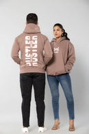 HUSTLER NEVER QUITS - MUSHROOM - Comfort Fit Hoodie