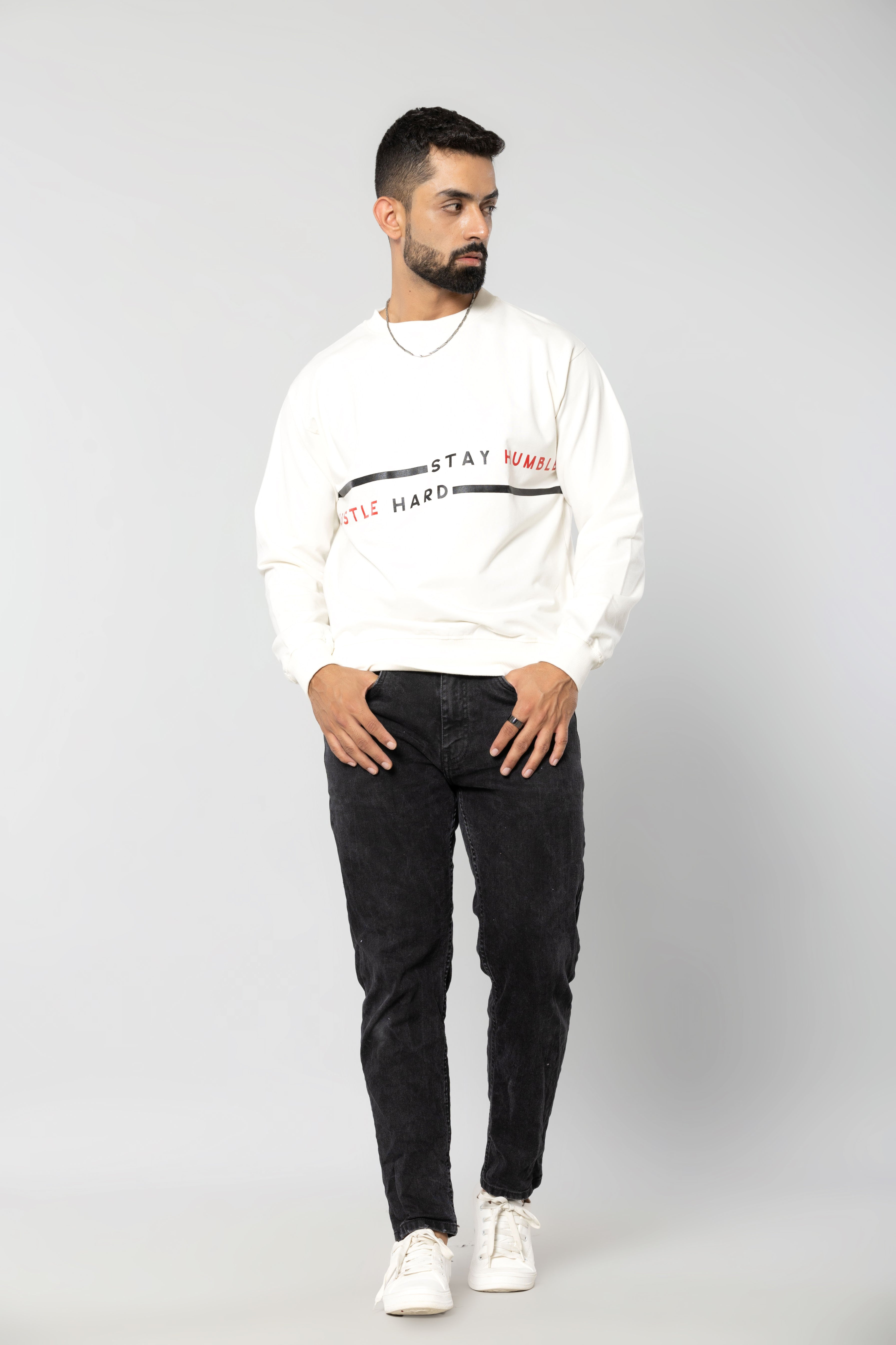STAY HUMBLE HUSTLE HARD - OFF WHITE - Regular Fit Sweatshirt