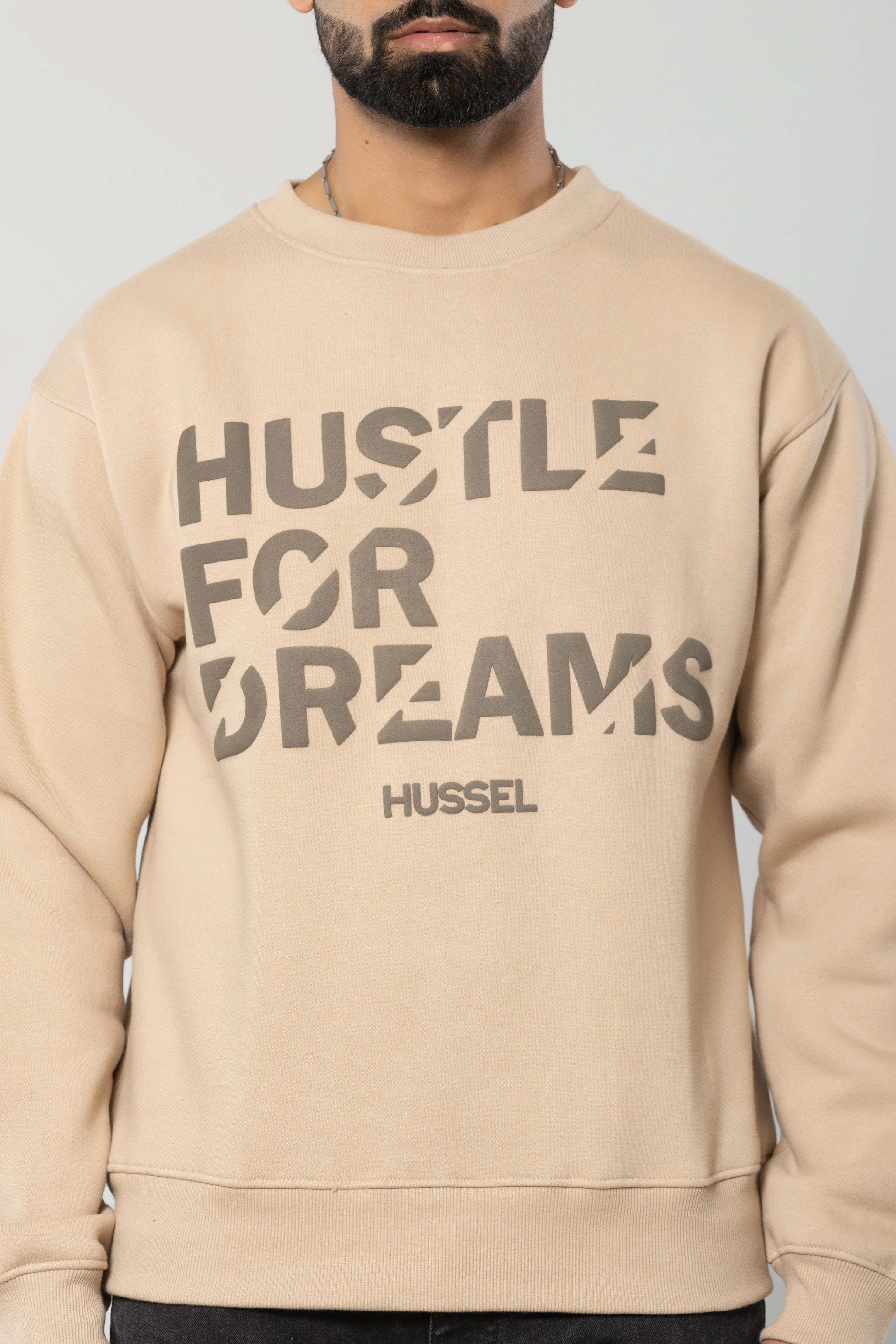 HUSTLE FOR DREAMS - BEIGE - Regular Fit Sweatshirt